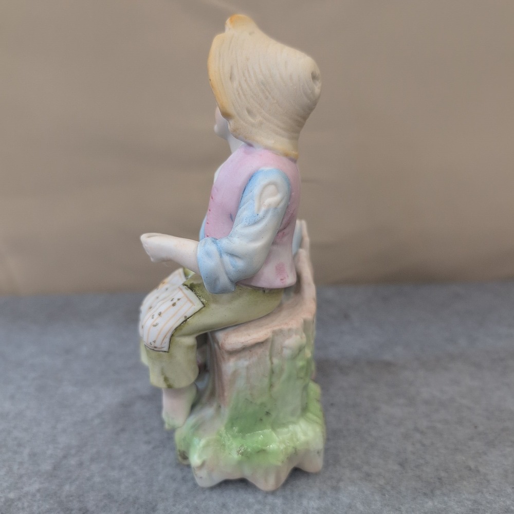Vintage Boy Sitting on Tree Stump Figurine Planter Vase Porcelain Floral Japan - Picture 5 of 6